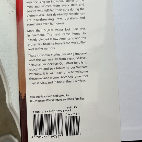 Vietnam War 50th commemoration. A time to Honor book - Picture 4 of 4